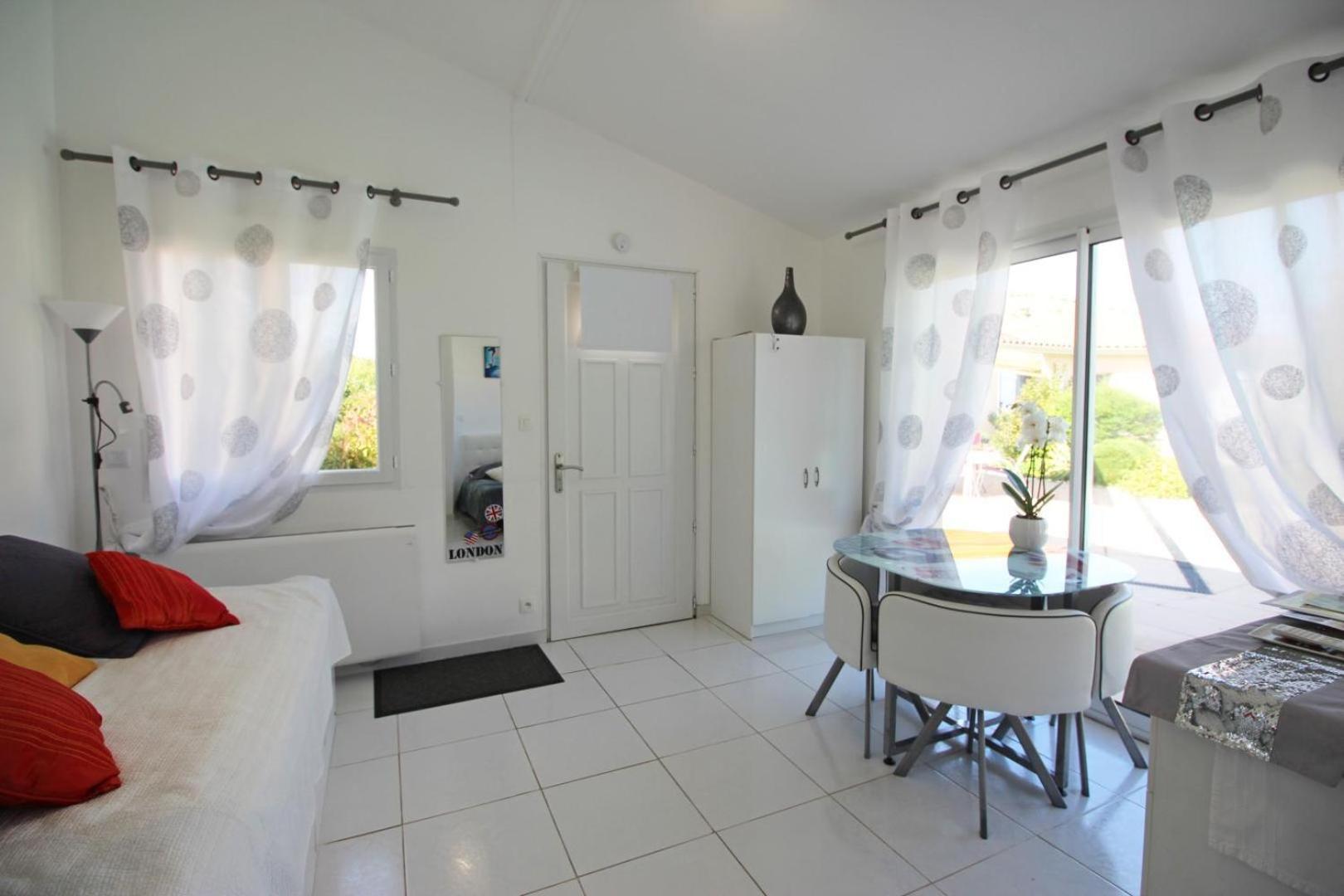 Bed and Breakfast Les Carpes A Limoges Esterno foto
